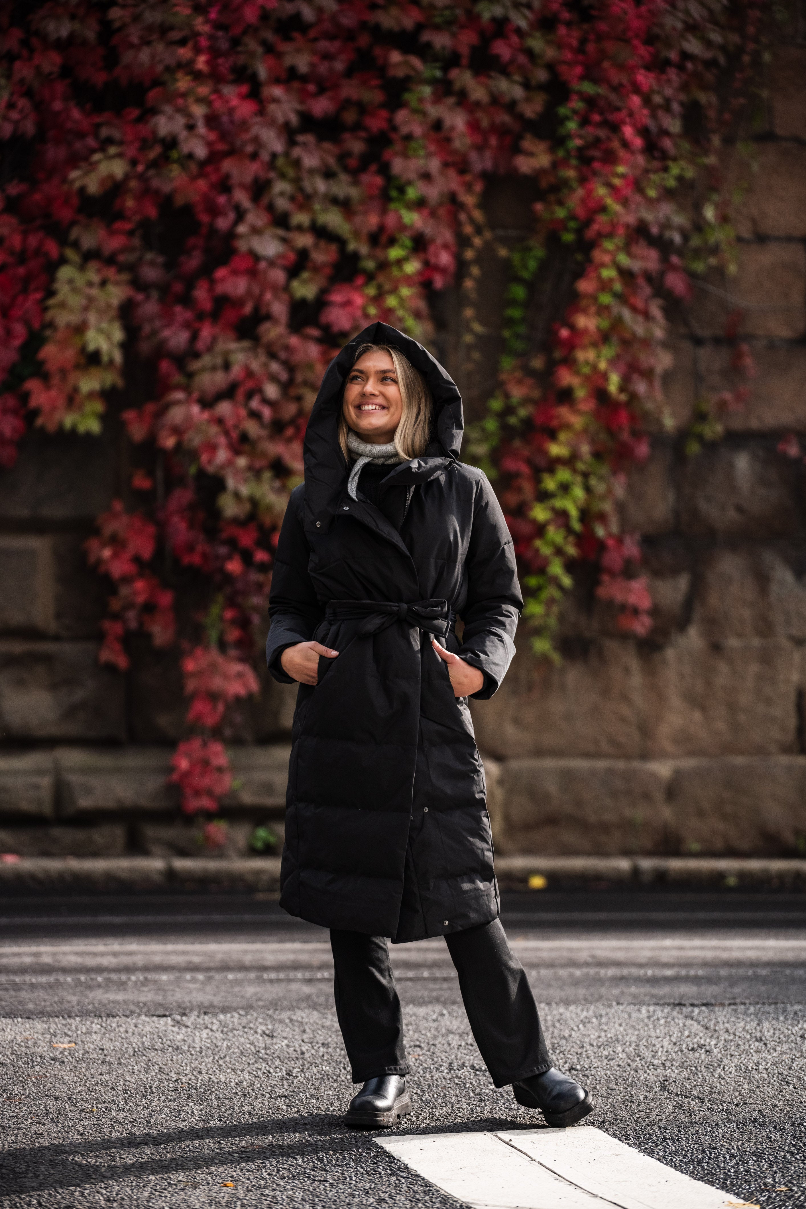 VMLEONIE Long Down Coat - Black